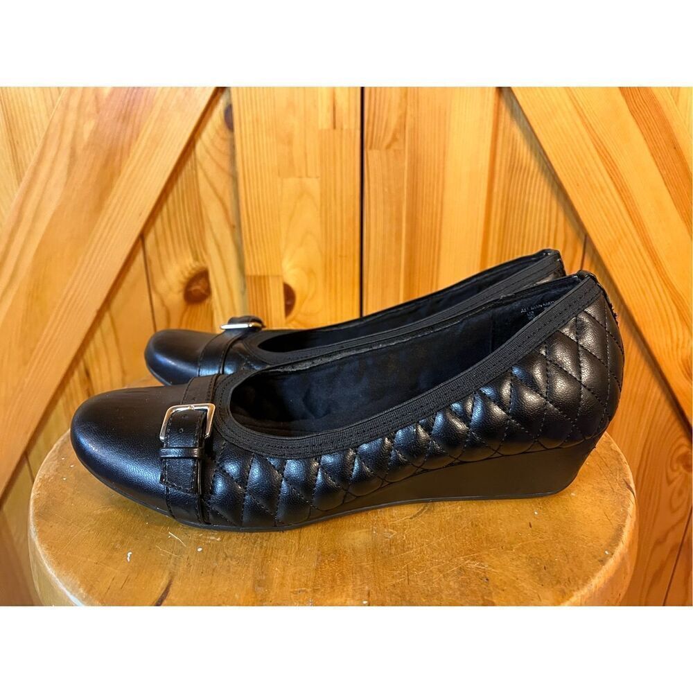 Jaclyn Smith Women's Alba Black Wedge Heel Shoes  Size 9